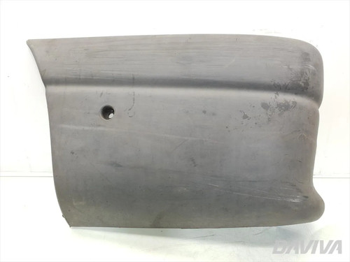 Rear bumper corner trim