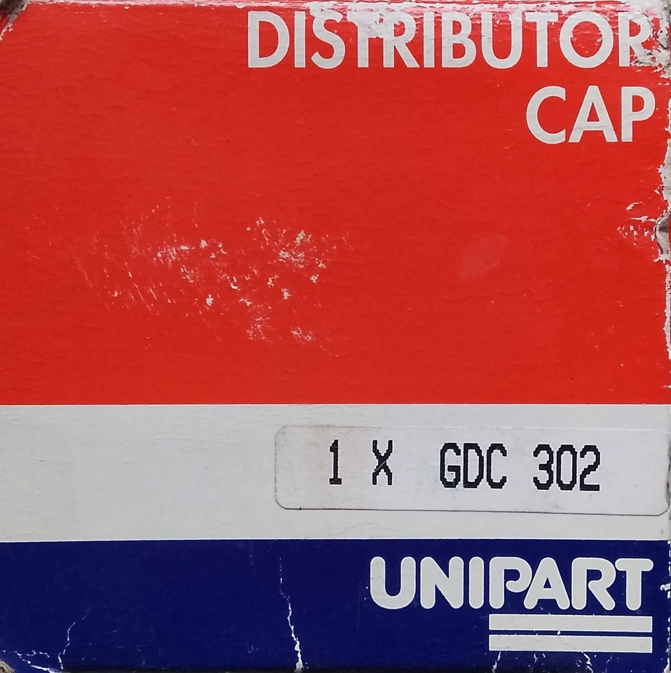 FORD ESCORT VAN- BOSCH DISTRIBUTOR CAP- 1.3 SOHC & 1.6 inj & carb models 1980 on - Image 3 of 4