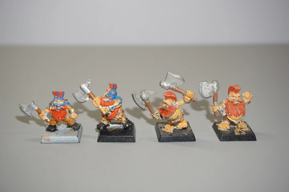 Warhammer Fantasy The Old World Dwarf Slayers x 4 - Image 2 of 4
