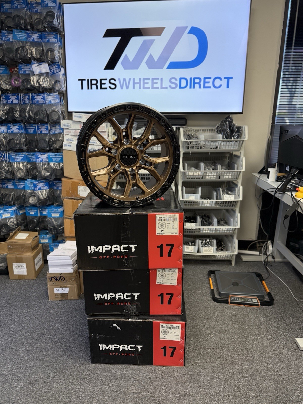 Set of 4 Wheels Impact Off-Road 8818 Size 17x9 (0, 6x139.7, 106.1) Bronze Rims