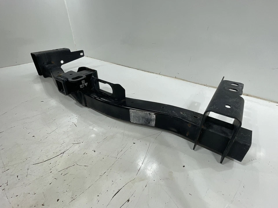 Se adapta a remolque de parachoques trasero Ford Expedition 2018-2024 enganche JL1A19D534AC OEM Foto 3 de 4