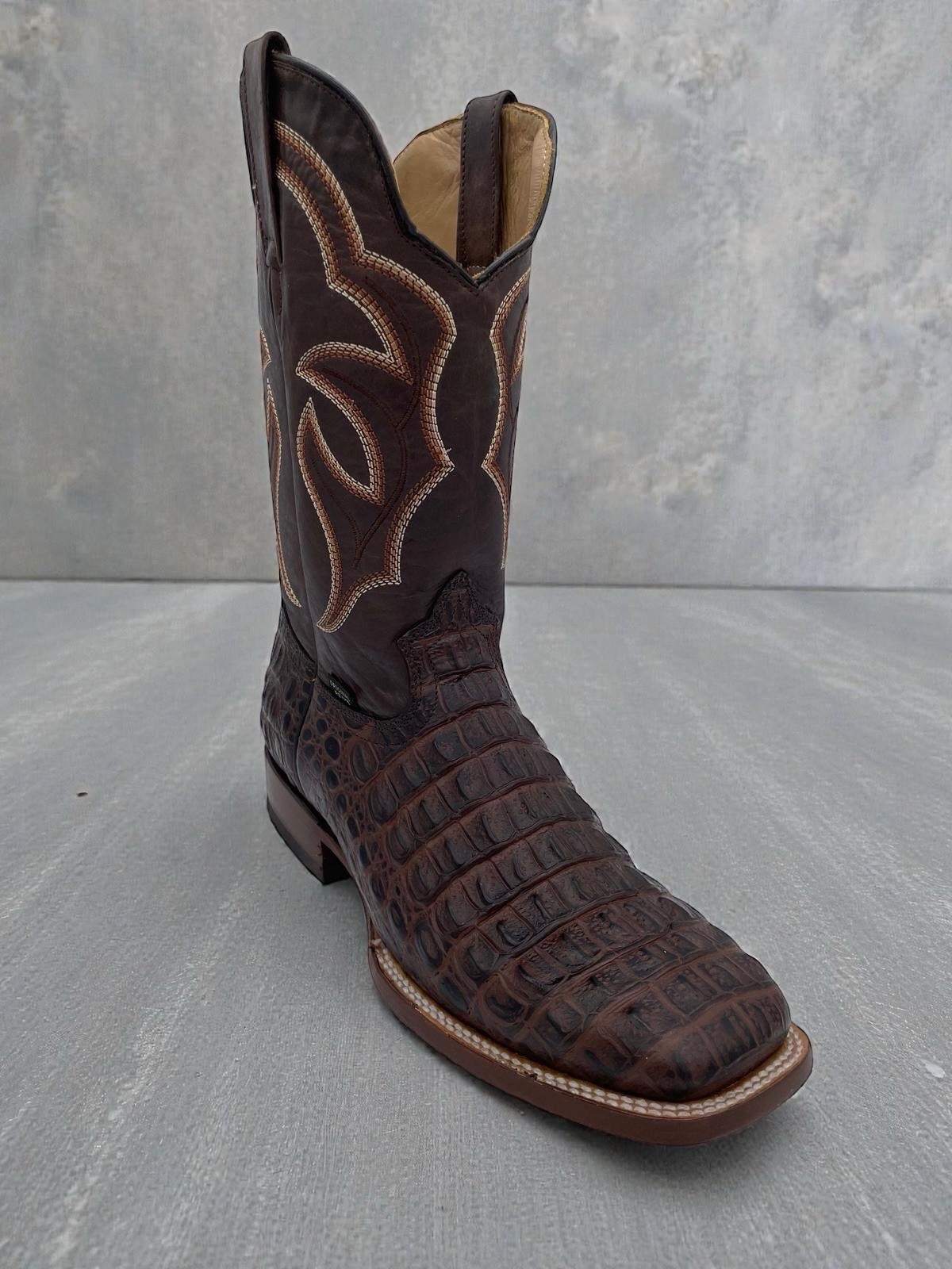 Botas Vaqueras Cowboy Boots- Made in Mexico- 100% Leather -Alligator Print