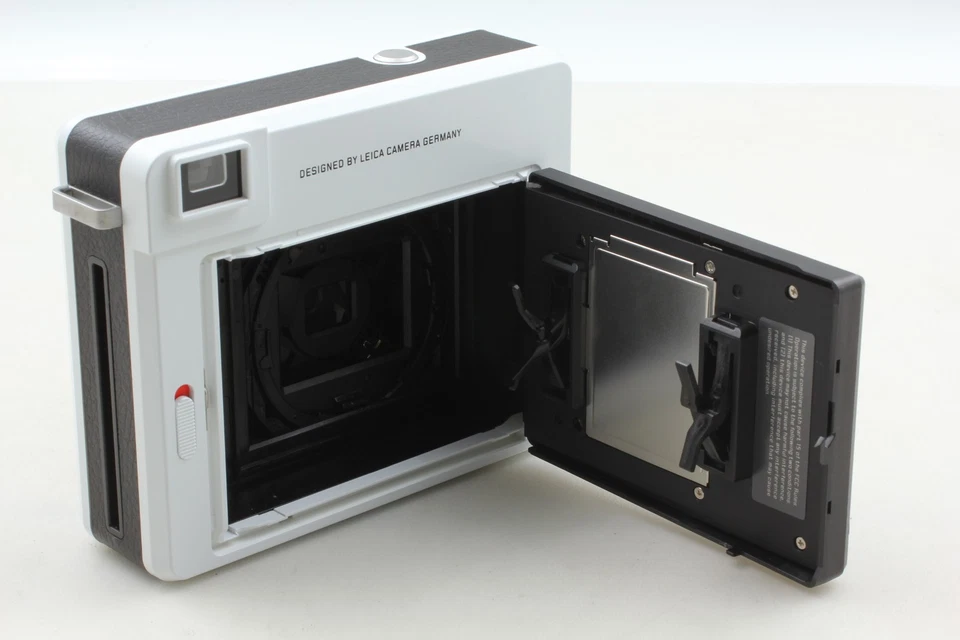 [Near MINT] Leica SOFORT 2754 Instant AF Film Camera Type 2754 White From JAPAN - Image 4 of 4