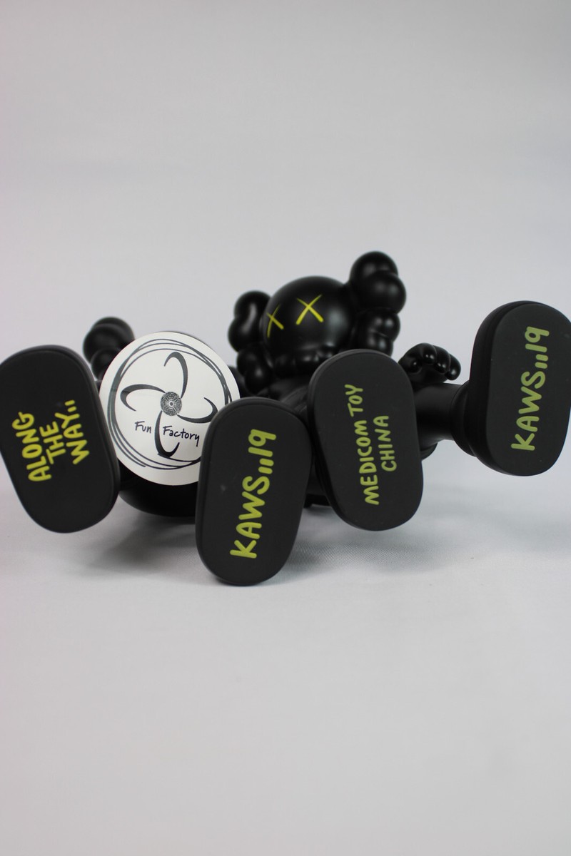 その他 kaws along the way black Kaws along The way Black | eBay