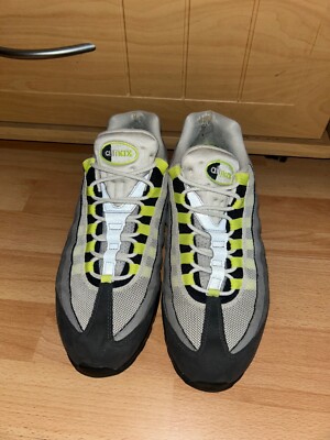 Nike Air Max 95 Neon Size 10 UK