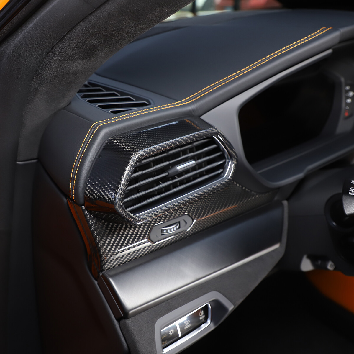 Carbon Fiber Side Air Outlet Vent Cover Trim Fit For LAMBORGHINI URUS 2018-2021
