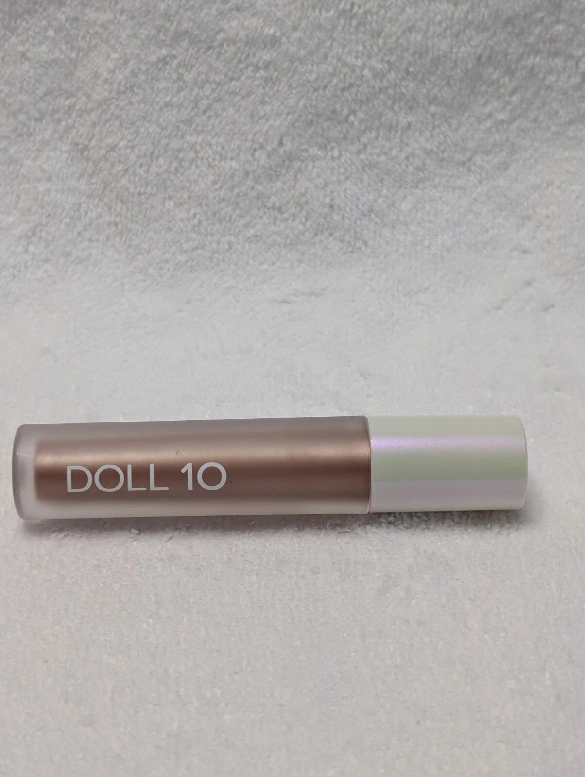 Doll 10 Mocha This Colors Everything Smoothing Liquid Eyeshadow Choose Shade