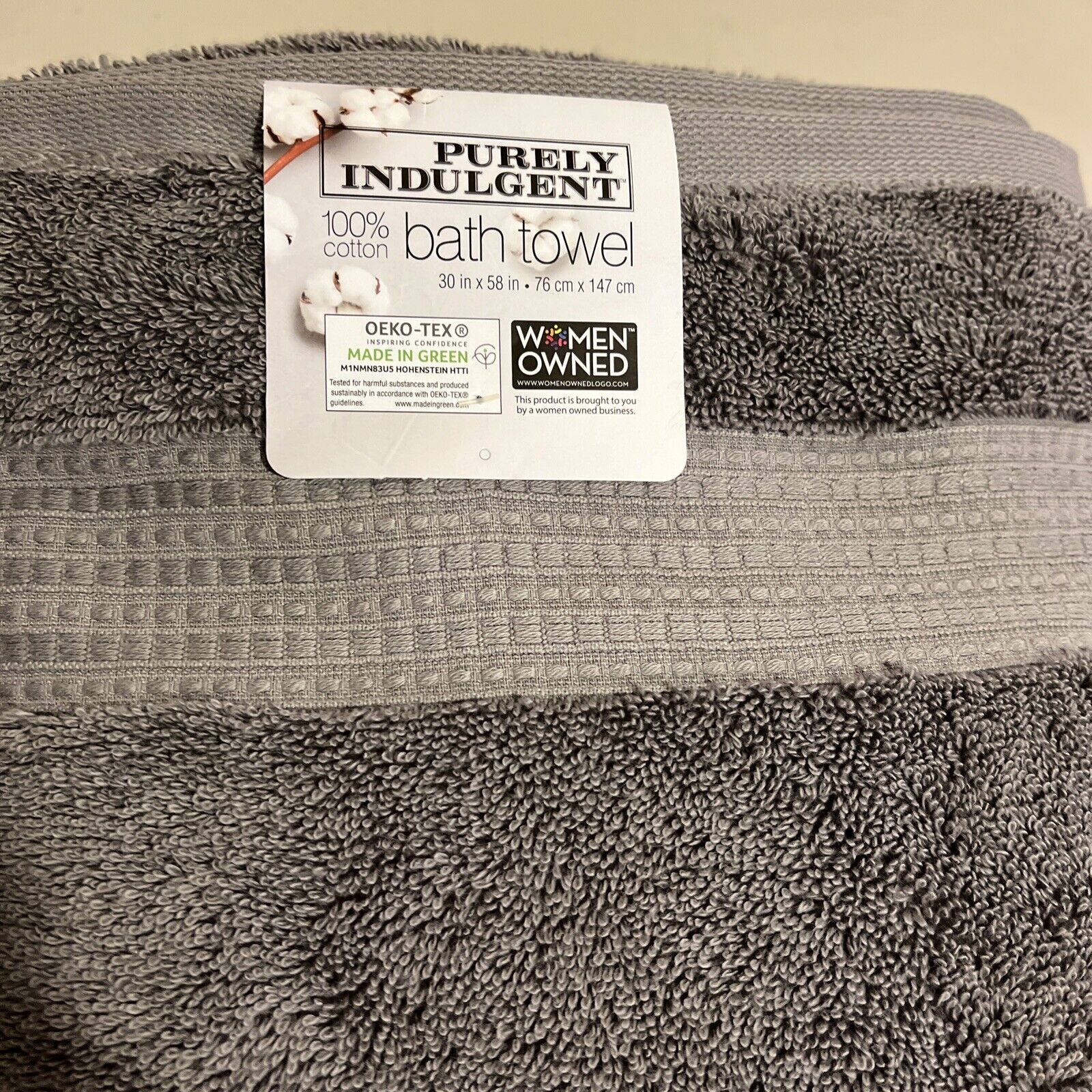 Lot Of 2 Purely Indulgent bath towel 30”X58” White Oeko-Tex Made In Green  NWT