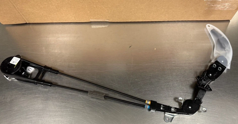 TOYOTA SIENNA 2011-2020 DRIVER SIDE POWER SLIDING DOOR CABLE 85016-08011 - Image 3 of 3