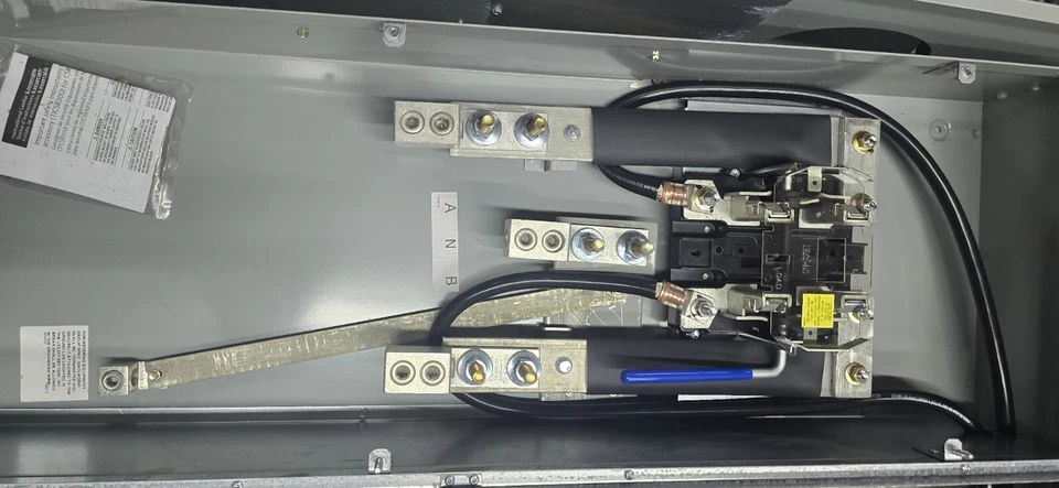 400 amp  Eaton meter main combo READY FOR INSTALLATION - Image 3 of 4