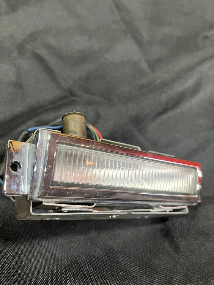 Luz de tablero Lincoln Continental 1966-1967 Foto 2 de 4