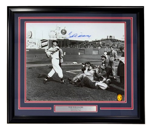Ted Williams Signed Framed 16x20 Boston Red Sox Pose Photo PSA/DNA LOA