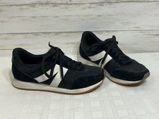 Kizik Shoes Womens Size 8 Black White Hands Free Slip On Running Style Sneakers