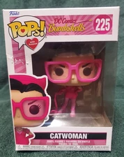 DC Comics Funko POP Vinyl Figure | Breast Cancer Awareness Bombshell Catwoman