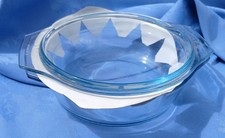 pyrex glass round casserole dish with lid new with label