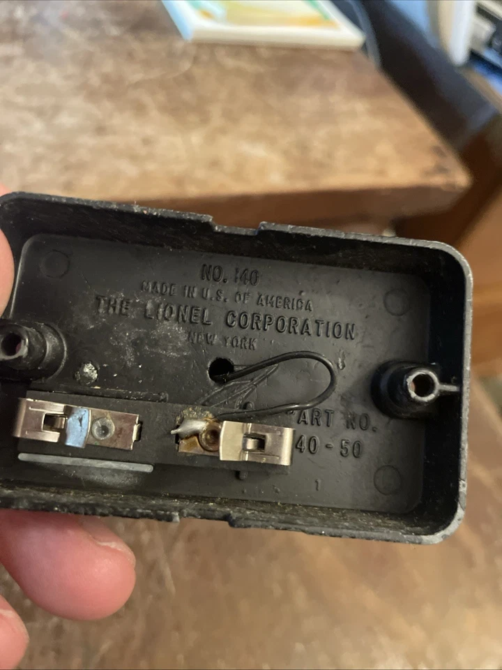 Lionel Trains O/O-27 Gauge Operating Crossing Banjo Signal #140 - Image 3 of 4