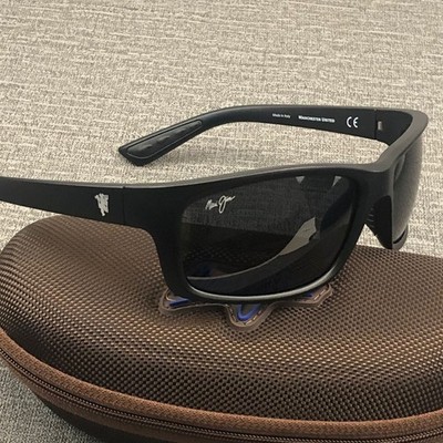 Maui Jim polarized sunglasses, 776-UTD, matte black/grey lenses.