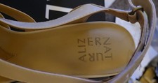 Naturalizer Delfinia,Porcelain 2 Women's  Size 11M Shoe.