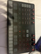 Ik Multimedia Uno Synth Portable Analog Synth...