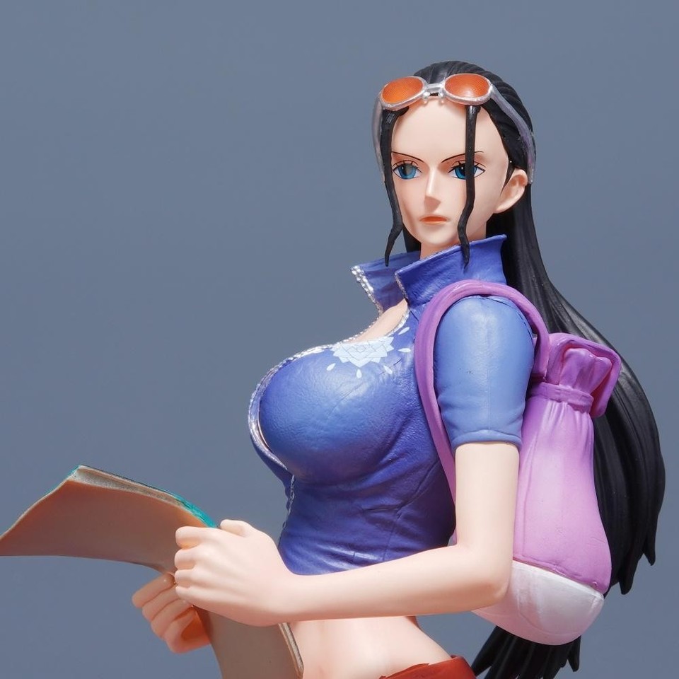 Figurine One Piece Nico Robin 27 cm en PVC sans boîte collection - Collection