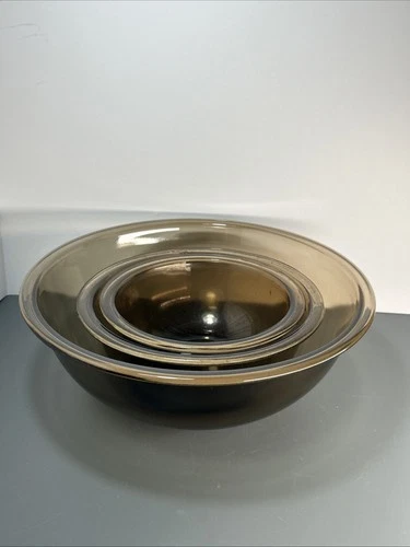 Pyrex Amber Brown Glass Nesting Mixing Bowls #322, #323, #328 Set of 3 Vintage