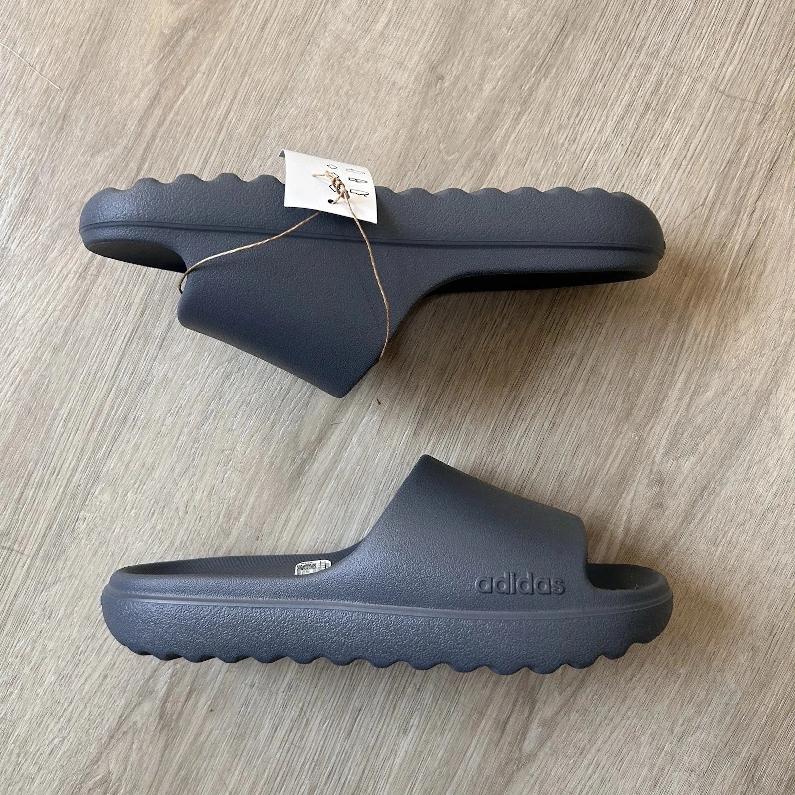 Adidas Lumia Slide 'Onix' JQ0791 taglia 7 nuove