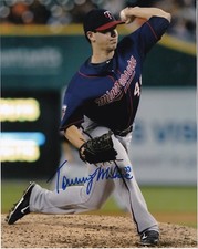 TOMMY MILONE  MINNESOTA TWINS    ACTION SIGNED 8x10