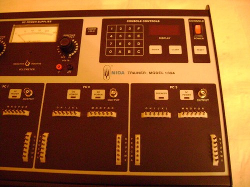 NIDA Trainer Model 130A Console Electronic Electrical Education Tester Lab Voc - Picture 2 of 12
