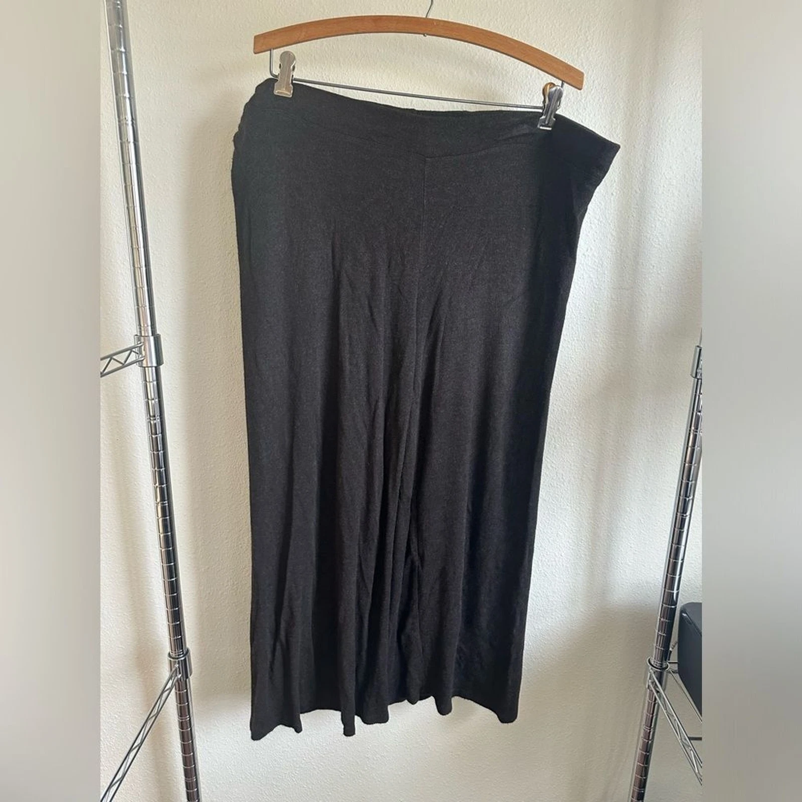 EILEEN FISHER DARK BROWN Wide Leg Capri Pants.