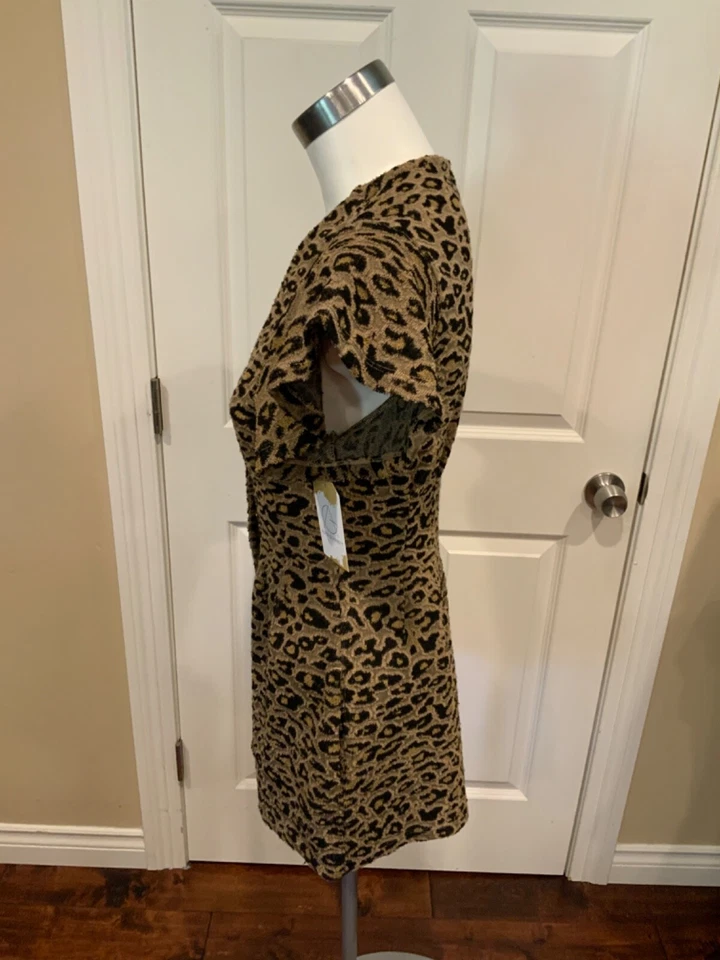 Mameluco Free People marrón y negro con estampado de animales con pantalones cortos, talla pequeña Foto 3 de 4