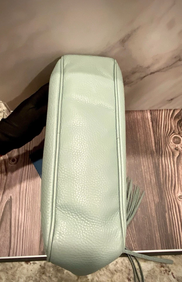 LIGERAMENTE USADO - GUCCI SOHO CADENA PLATA 🩶BOLSO DE HOMBRO EN AZUL CLARO 🩵 Foto 3 de 4