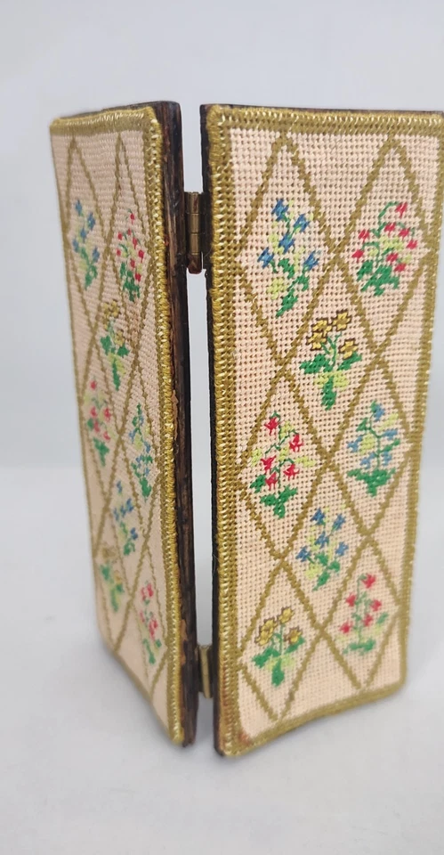 Antigua casa de muñecas años 20 aguja pantalla plegable divisor de habitaciones hecho a mano Foto 4 de 4