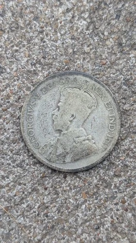 1928 Canada 25 Cents Silver Foreign Coin