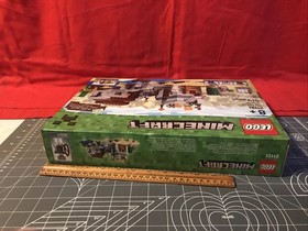 2015 LEGO Minecraft The Desert Outpost (21121) Unopened NEW