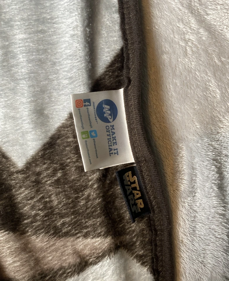 Northwest Star Wars The Mandalorian Foundlings Kids Throw Blanket Plush Lovey - Image 3 of 4