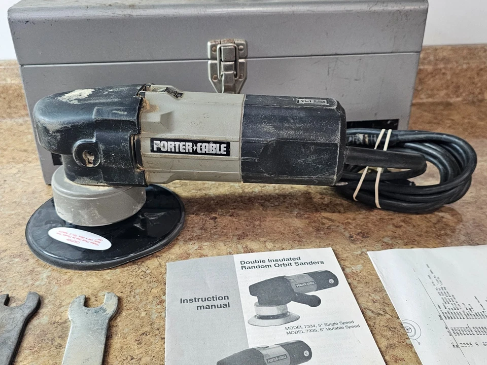 Pulidora/lijadora orbital aleatoria Porter Cable modelo 7336 usada con estuche Foto 2 de 4