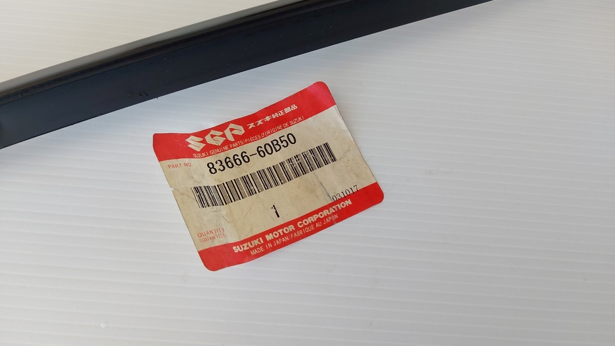 MOLDING, FRONT DOOR GLASS, LEFT, FOR SUZUKI CULTUS, SWIFT 83666  