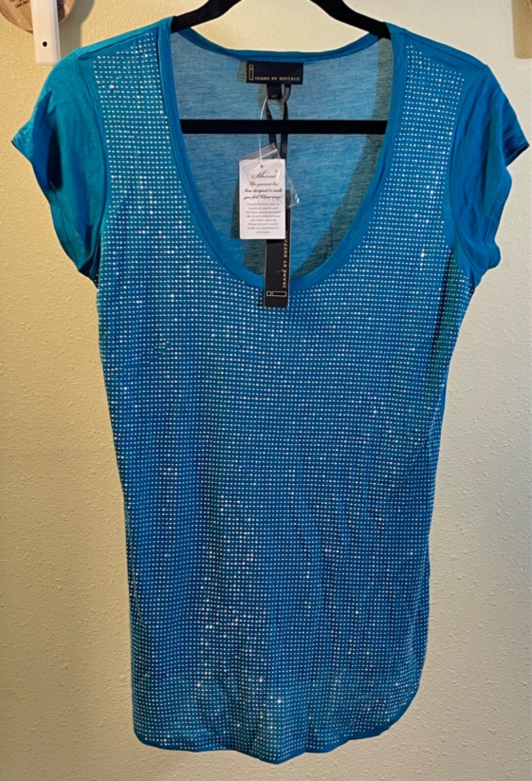 Buffalo Scoop Neck Studded T-Shirt Top with Silver Studs in Aqua Blue Size S NWT-image