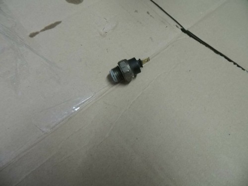 HONDA CBR 900 SC 28/33 SCHALTER  SENSOR GEBER FÜR KÜHLER-LÜFTER  original Honda