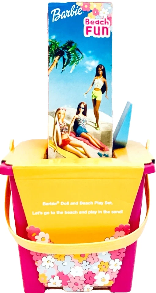Mattel 2002 Nuevo en Caja Barbie Beach Fun 11.5" Muñeca de Moda y Cubo de Arena Juego Foto 3 de 3