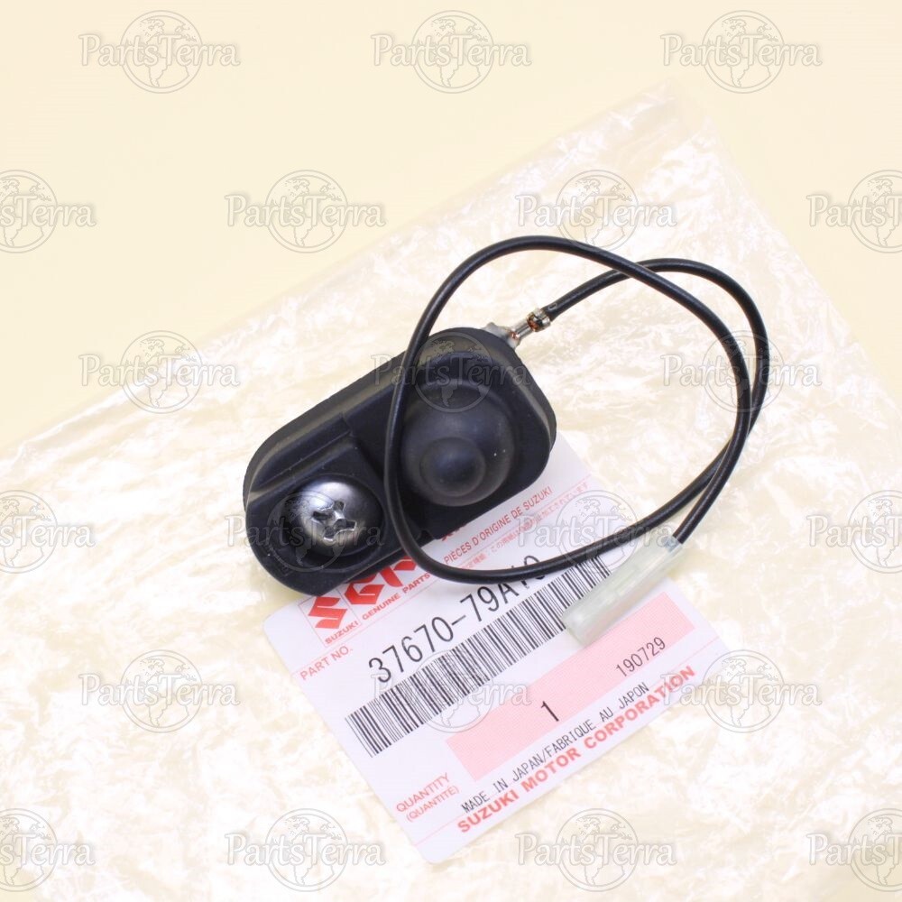 たま 37670-79A10 New Genuine Suzuki Tailgate Door Interior Dome Light