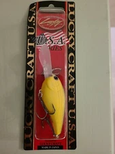 Lucky Craft LC 2.0 D 10 Bass Fishing Crankbait Chartreuse Black 10ft Diver NEW