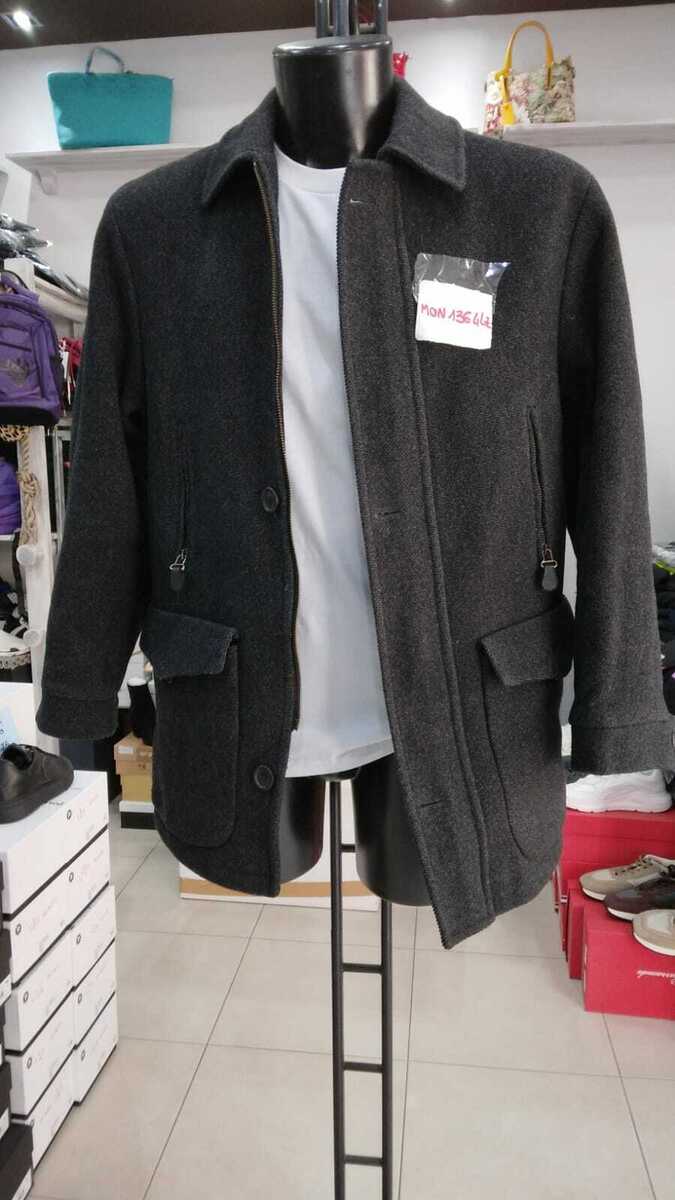Giorgio Valentino Men's Wool Blend Coat Gray Vintage Size 44 Giorgio Valentino Men's Wool Blend Coat Gray Vintage Size 44