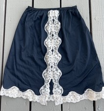 Vintage Women's M Half Slip Skirt Lace Trim Black 100 Nylon Front Slit USA