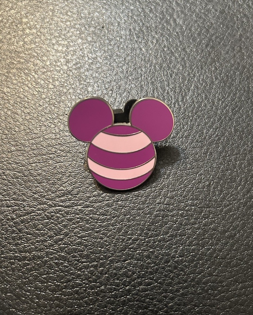 Cheshire Cat Mickey Mouse Icon Character Mystery Collection Pin