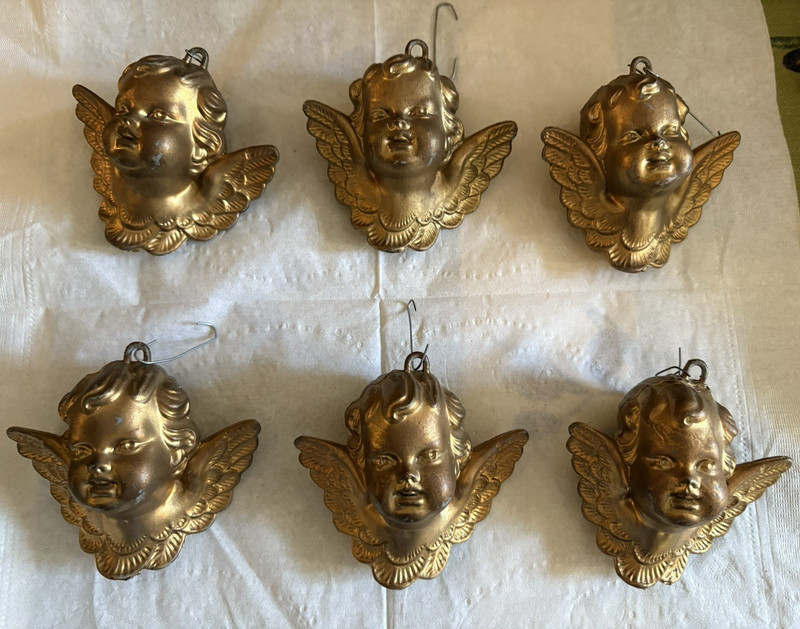 Vintage Gold Tone Cherub Head with Wings Christmas Ornament x 6 in Original Box