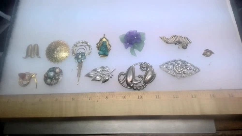12 Costume Jewelry PINS antique vintage old