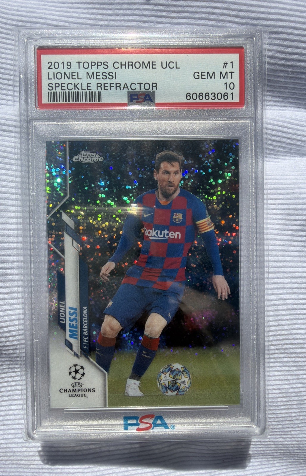 2019-20 Topps Chrome UEFA Champions League - Lionel Messi #1 Speckle Refractor view 4