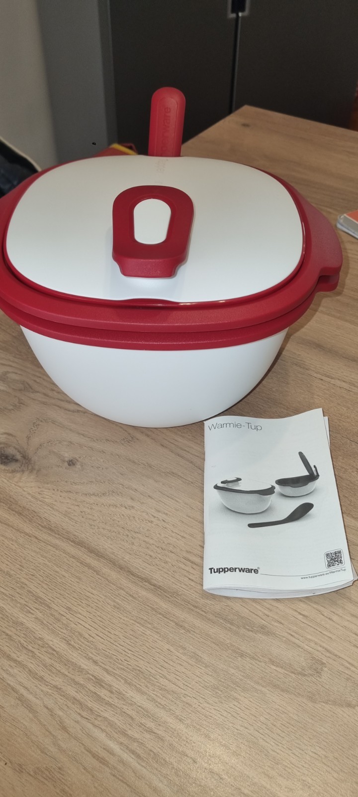 TUPPERWARE WARMIE TUP 2,4 L TBE boîte hermétique thermique de service
