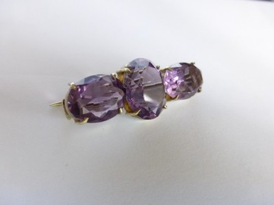 VIKTORIANISCHE UNMARKIERTE SILBER GEPRÜFTE TRILOGIE FACETTIERTER AMETHYSTE C VERSCHLUSS